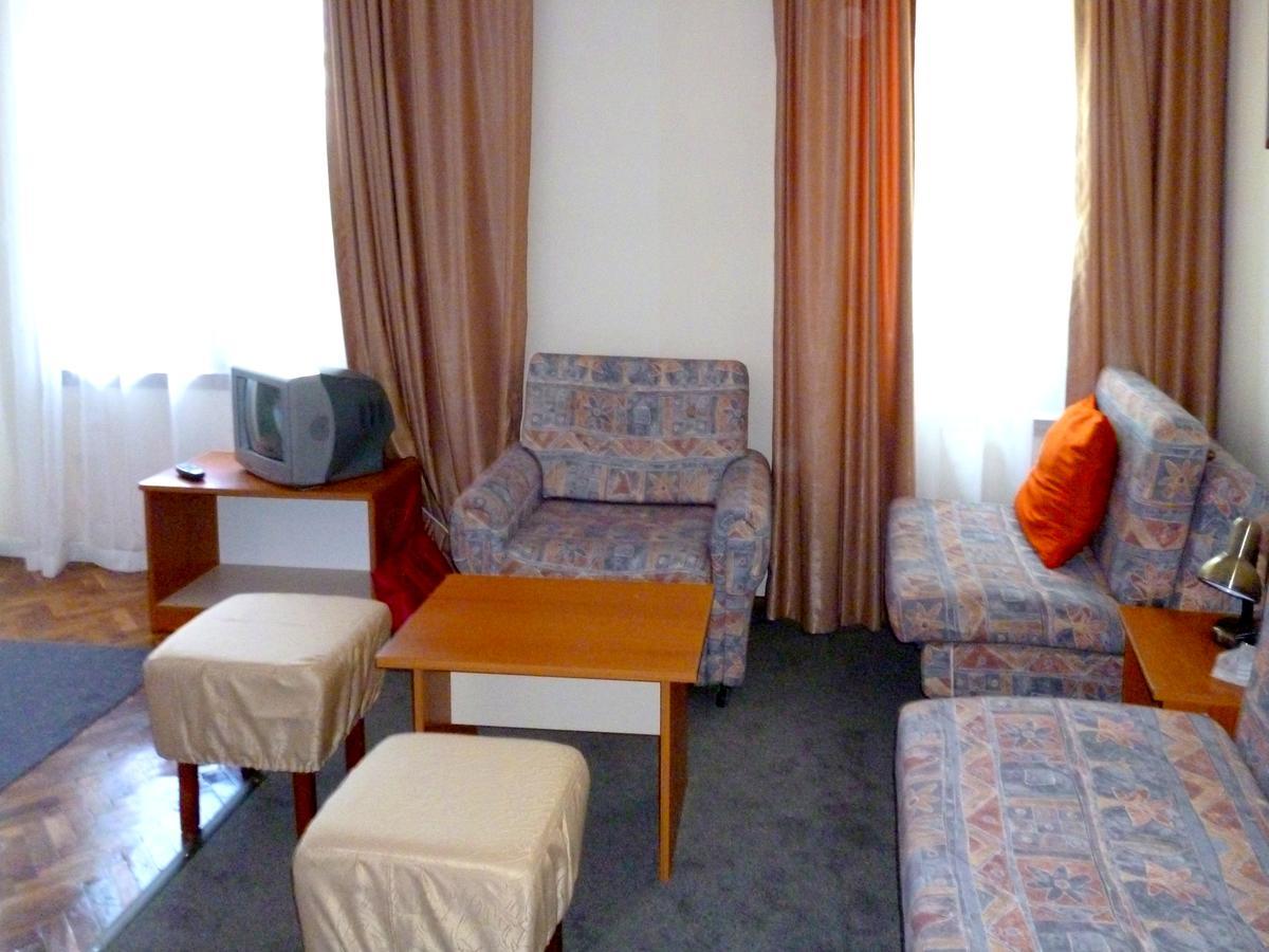 Villa Elfi Golden Sands Luaran gambar